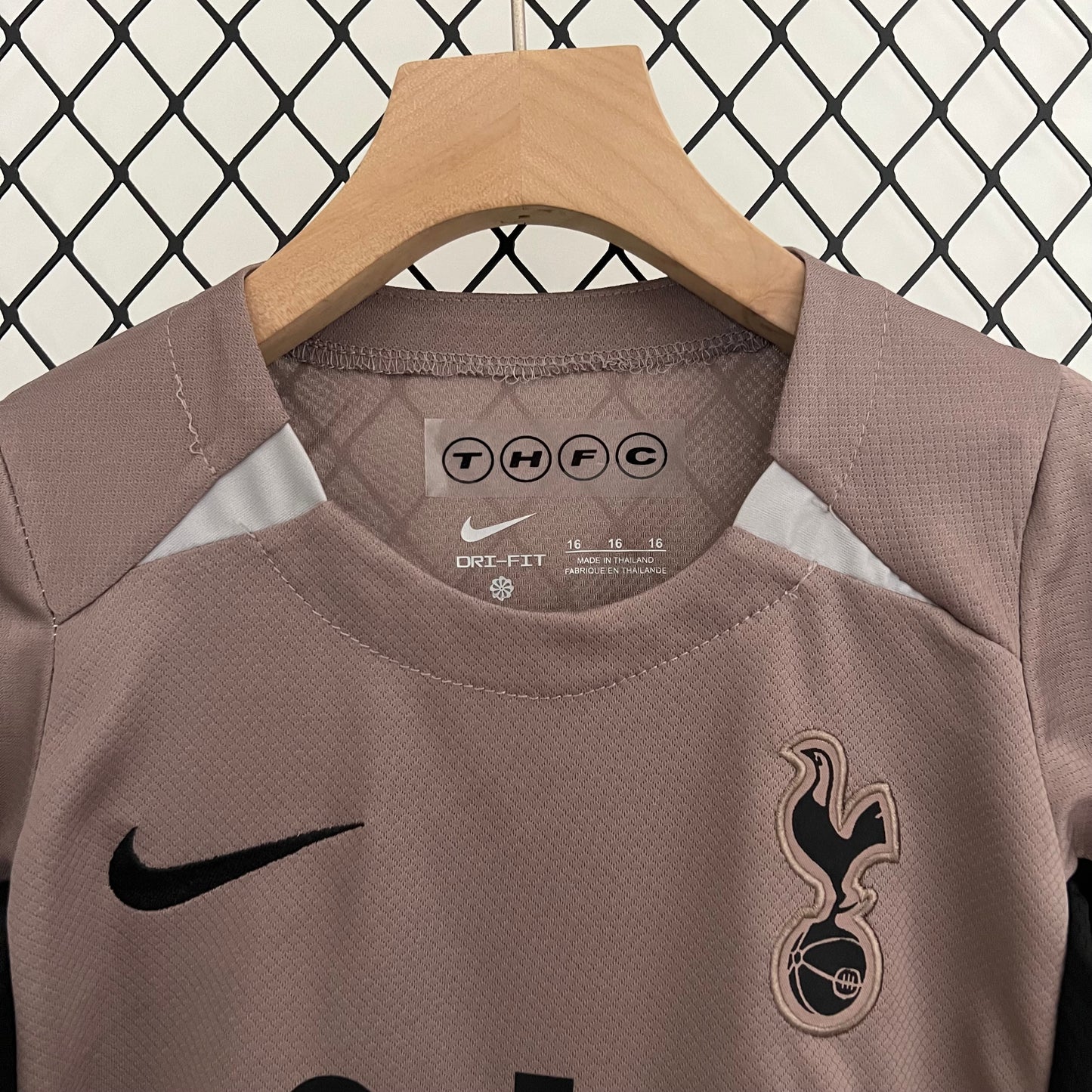 Equipación Niño Tottenham Talla 16-28