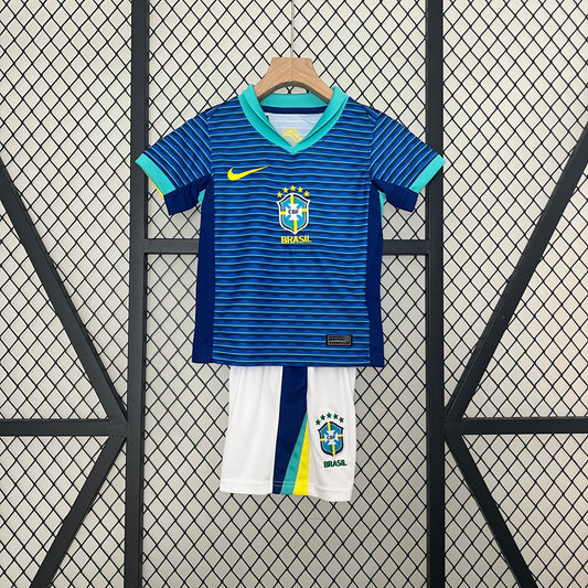 Equipación Niño Brasil Talla 16-28