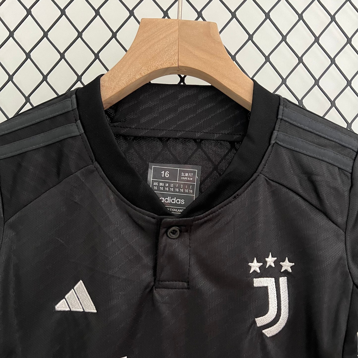 Juventus Child Kit Size 16-28 