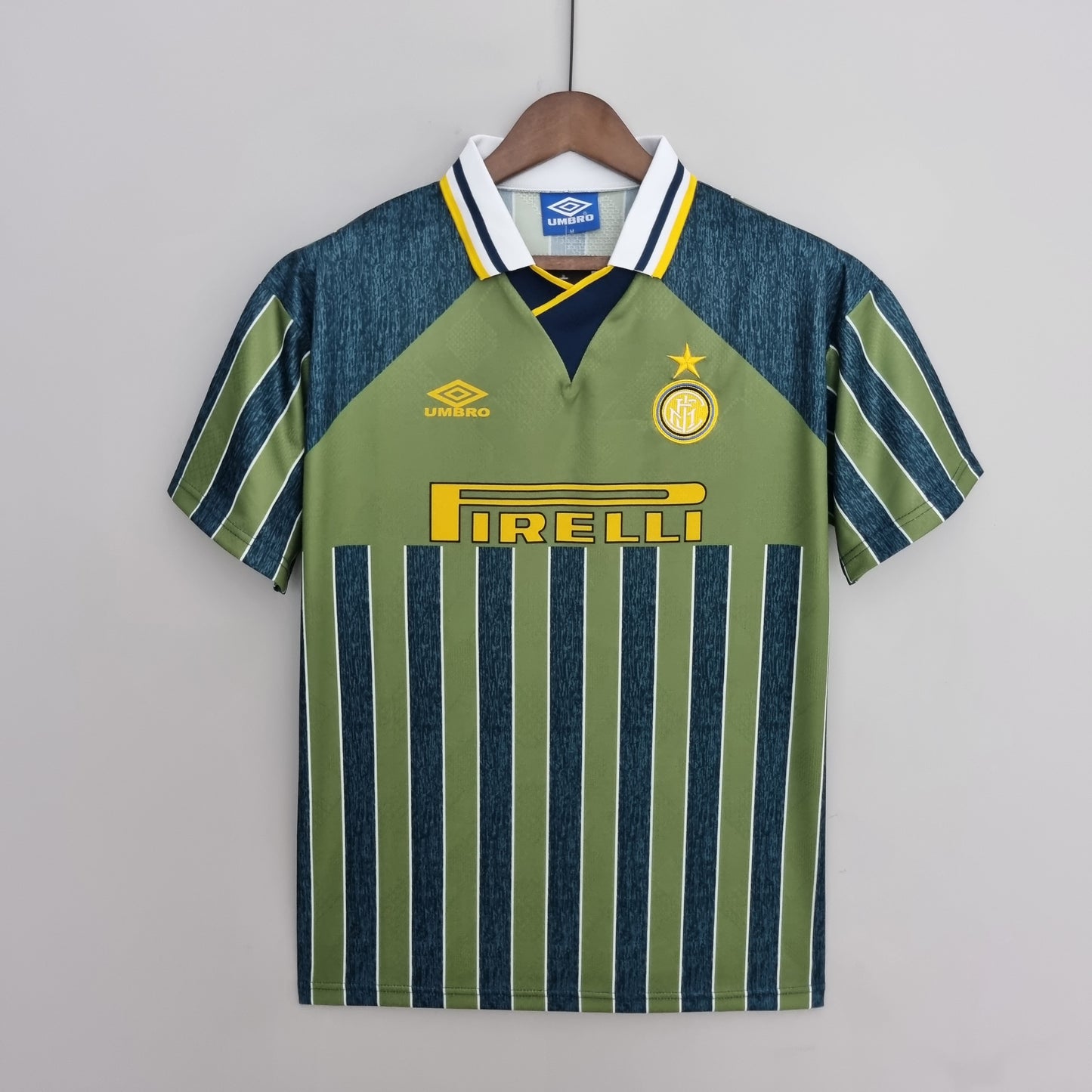 Inter Retro Jersey 95/96 S-XXL