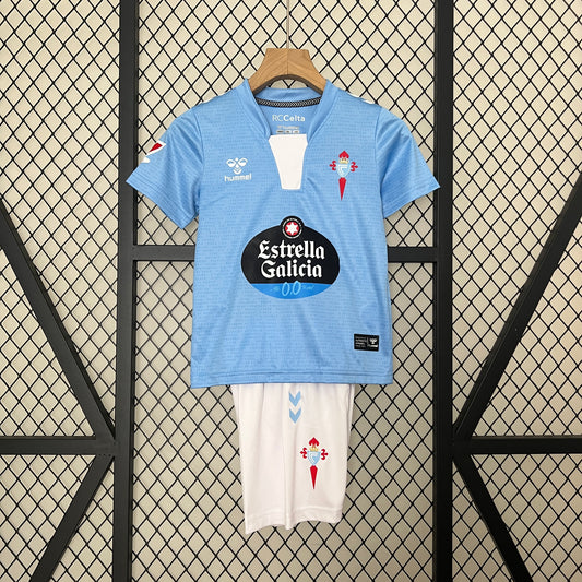 Equipación Niño Celta Talla 16-28