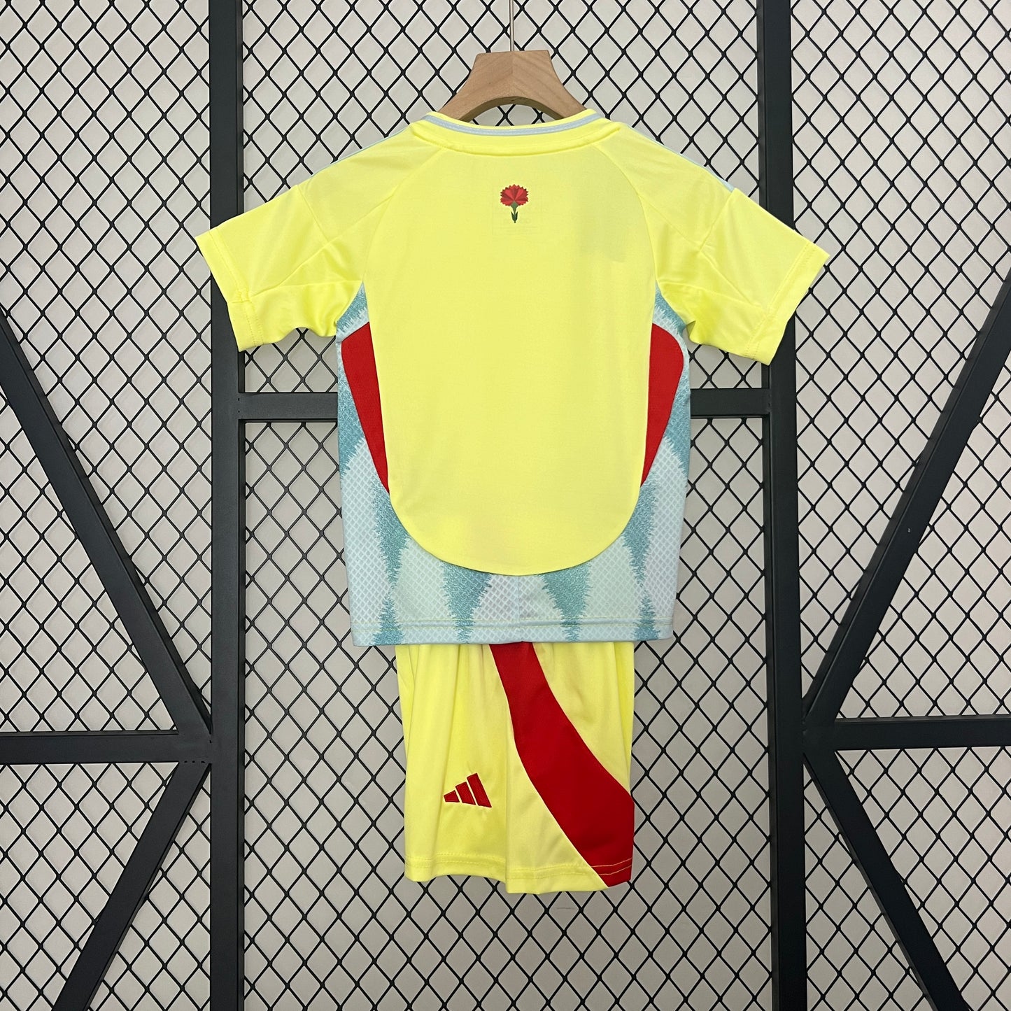 Equipación Niño España Talla 16-28