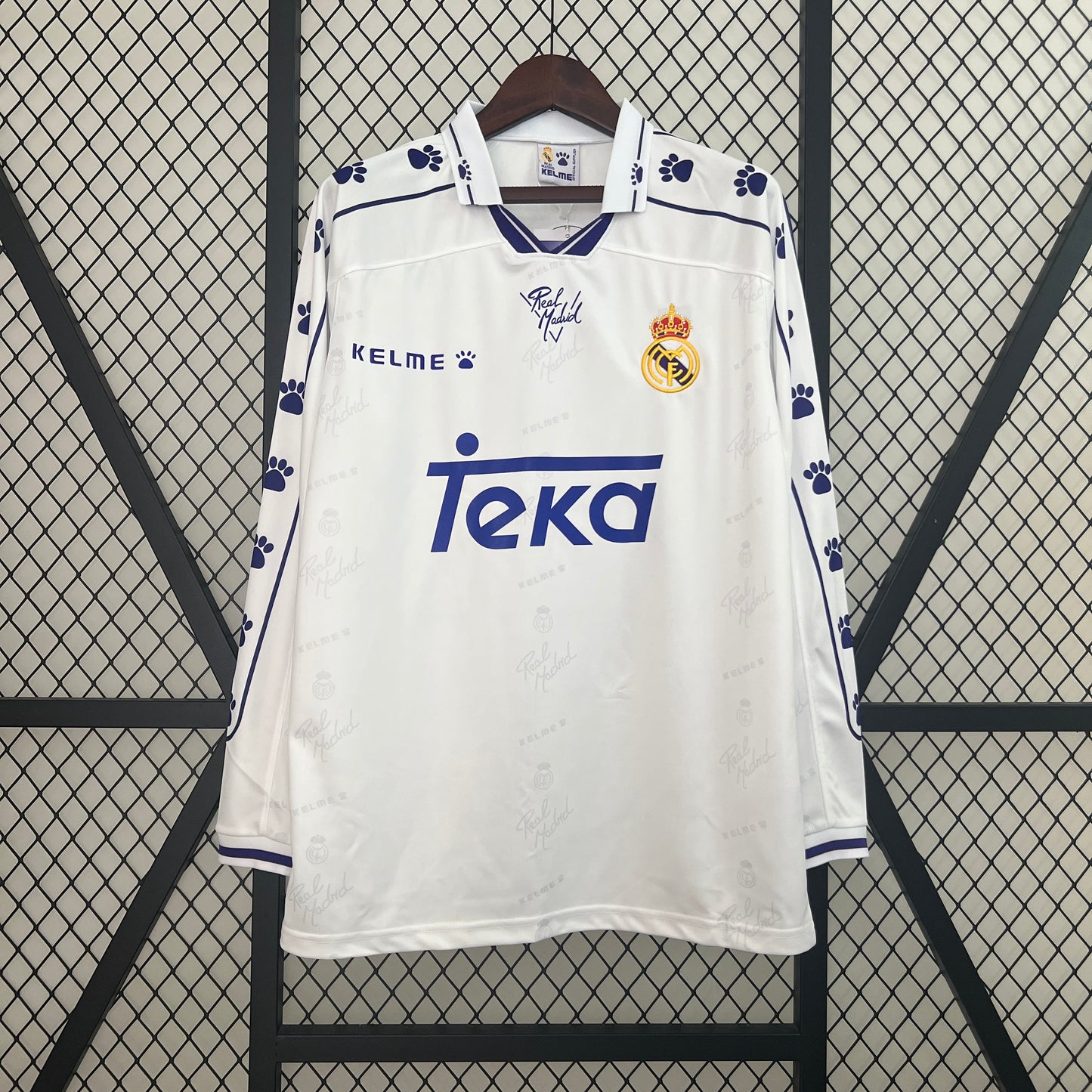 Real Madrid Retro Jersey Long 94/96 S-XXL