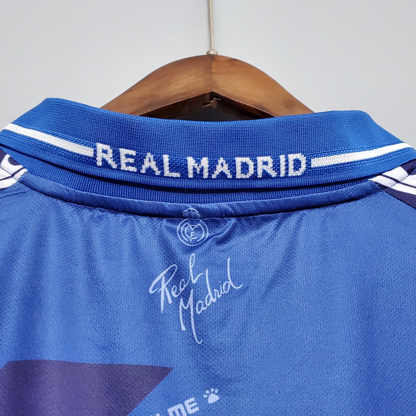 Real Madrid Retro Jersey 94/96 S-XXL