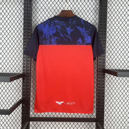 Camiseta Atlético Madrid x Wonder Woman