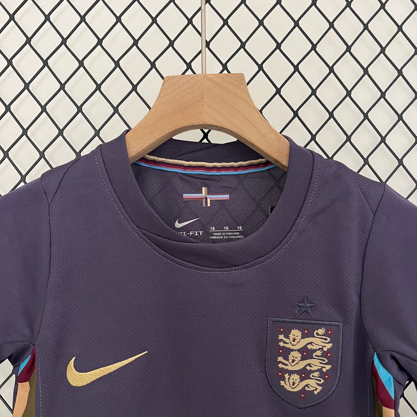 England Child Kit Size 16-28 