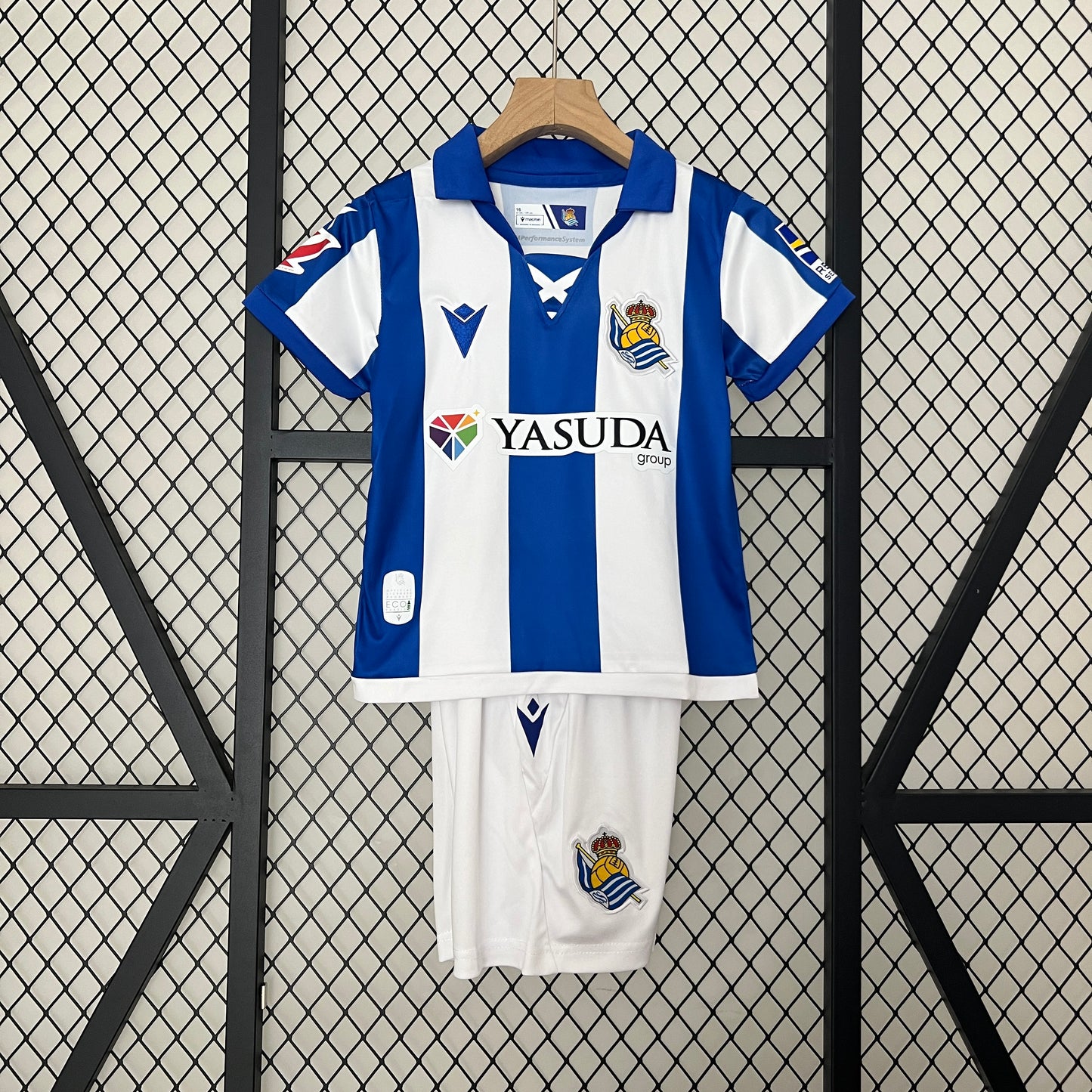 Equipación Niño Real Sociedad Talla 16-28