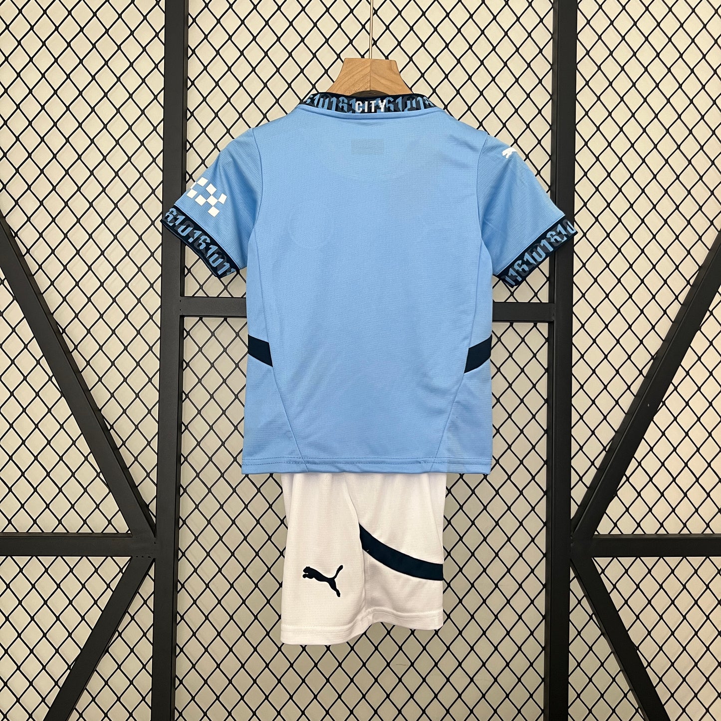 Equipación Niño Manchester City Talla 16-28