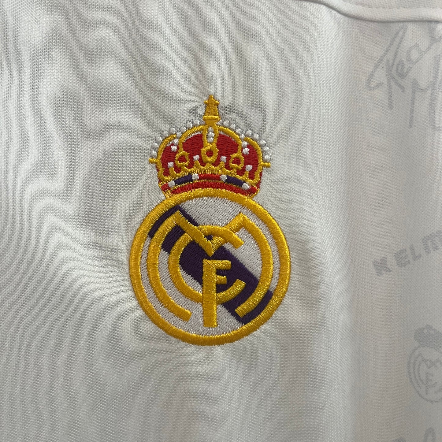 Real Madrid Retro Jersey Long 94/96 S-XXL