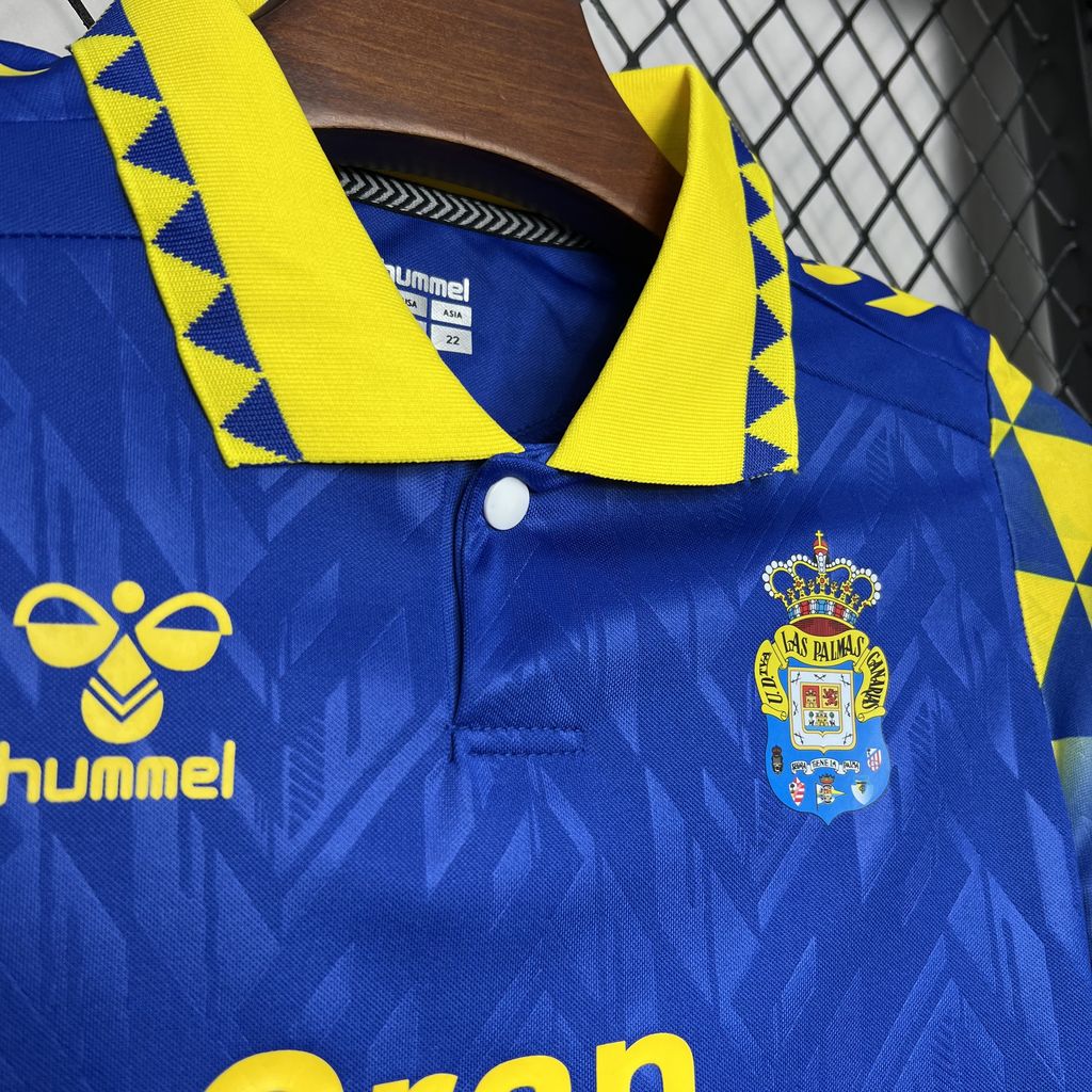 Equipación Niño Las Palmas Talla 16-28