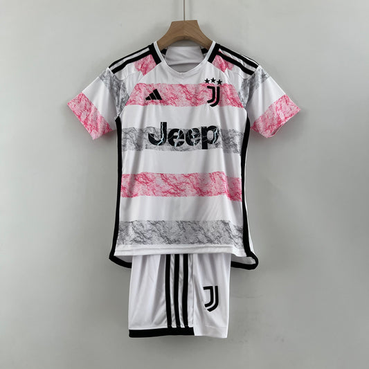 Juventus Child Kit Size 16-28 