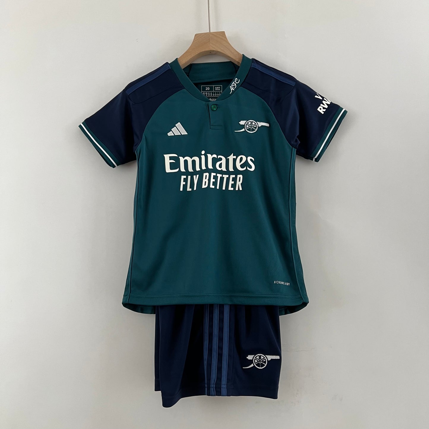 Equipación Niño Arsenal Talla 16-28