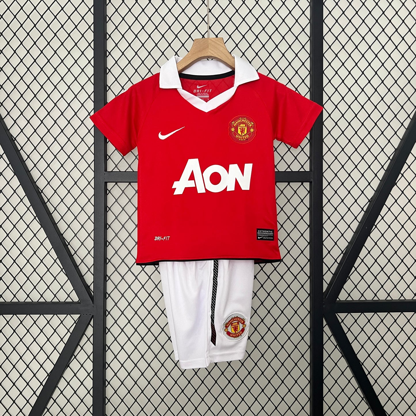 Equipación Niño Manchester United Talla 16-28