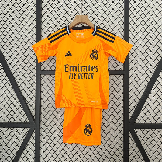 Equipación Niño Real Madrid Talla 16-28